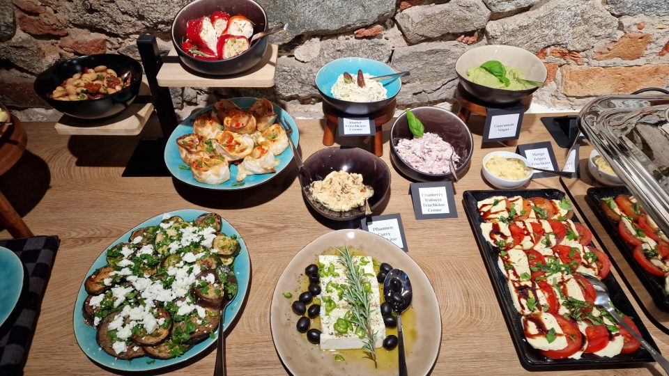 Dorfcafe Hochstädten Frühstücksbuffet immer Samstag und Sonntag