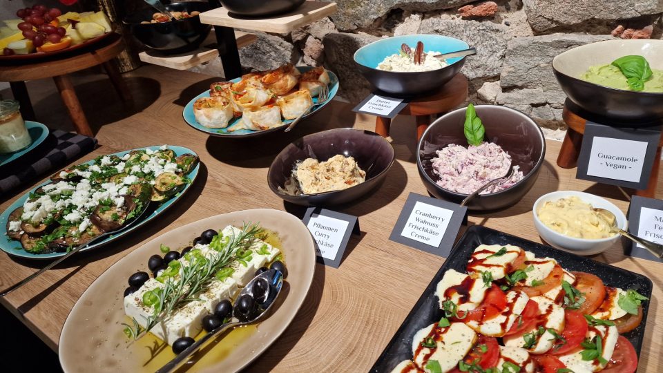 Dorfcafe Hochstädten Frühstücksbuffet immer Samstag und Sonntag